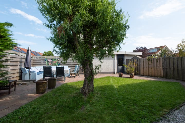 Foto 43 van Renoirhof 99