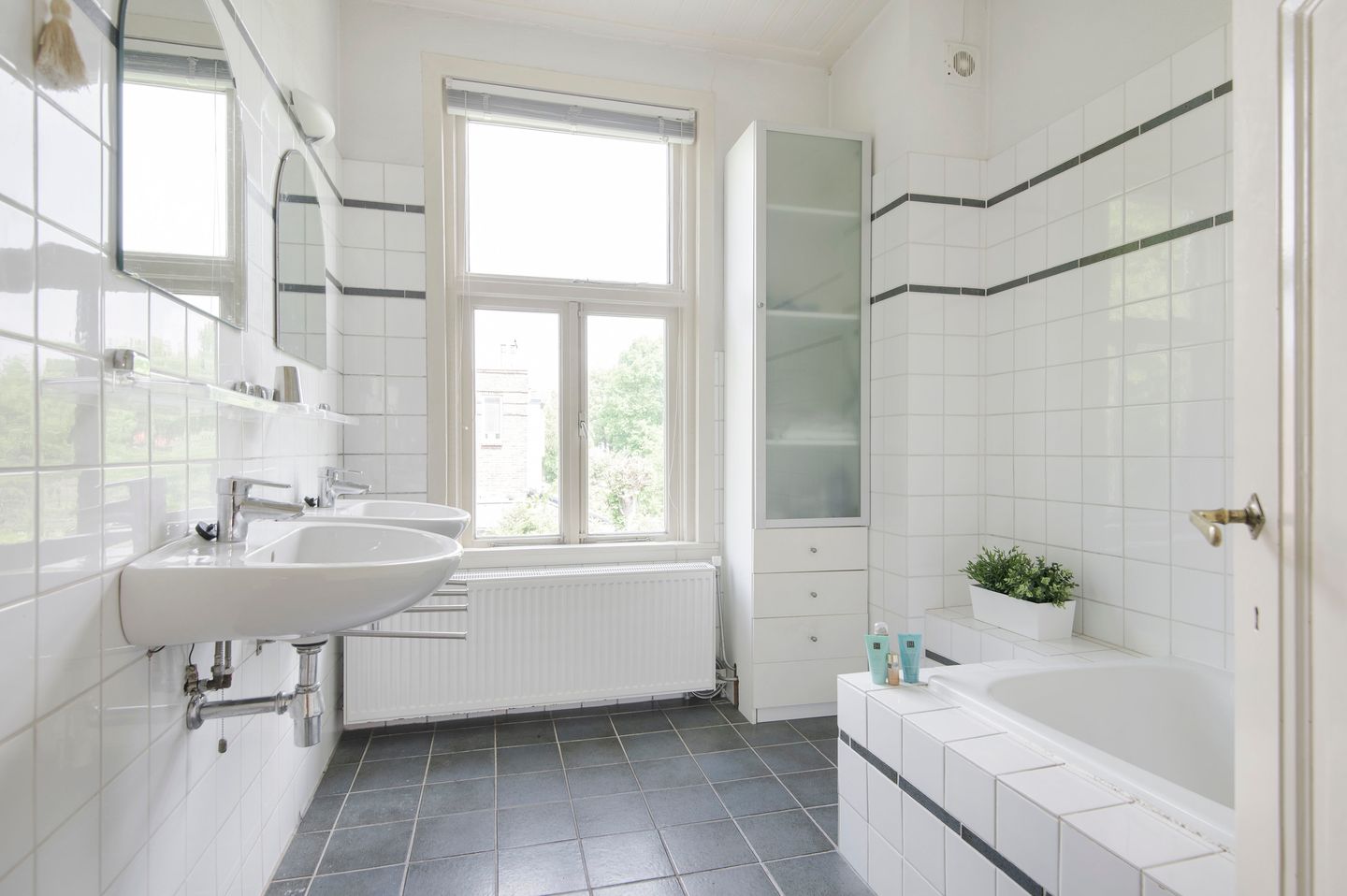 Photo 25 of Spaarnzichtlaan 11