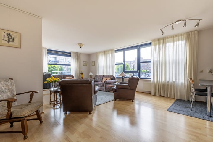 Foto 2 van Stationsweg 1-B