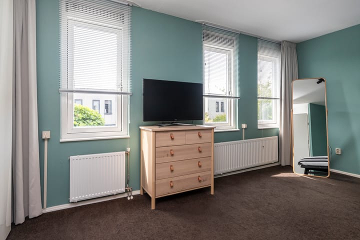 Foto 13 van Ipenrodeplantsoen 41