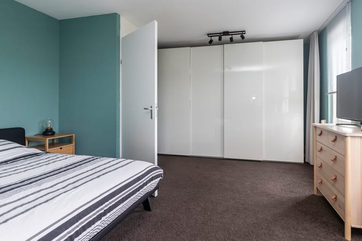 Foto 15 van Ipenrodeplantsoen 41