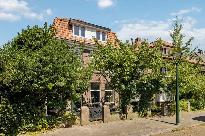 Foto 8 van Binnewiertzstraat 1-A