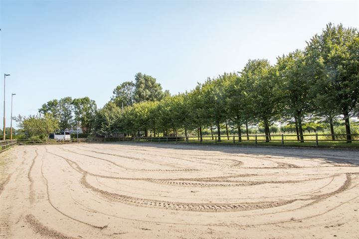 Bekijk foto 46 van Andries Dekkerweg 5