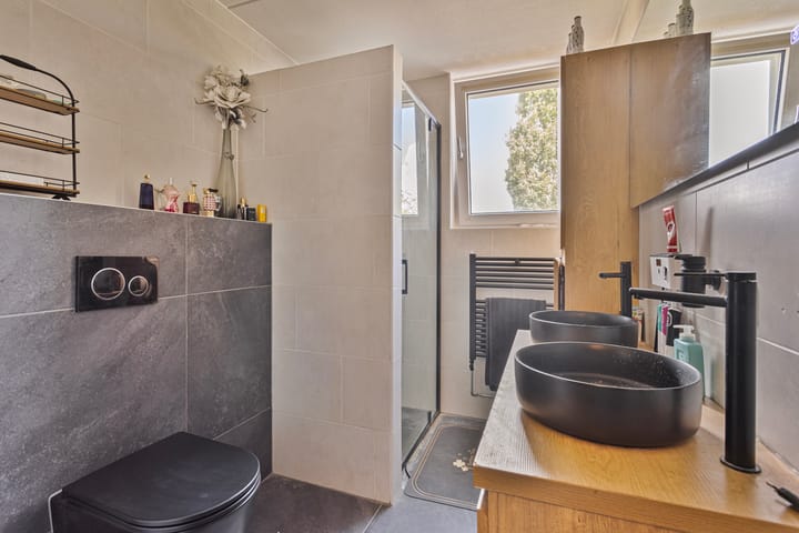 Foto 5 van Roodkapje 100