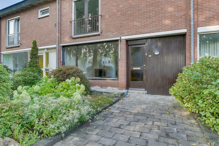 View photo 24 of Burgemeester Wallerstraat 22