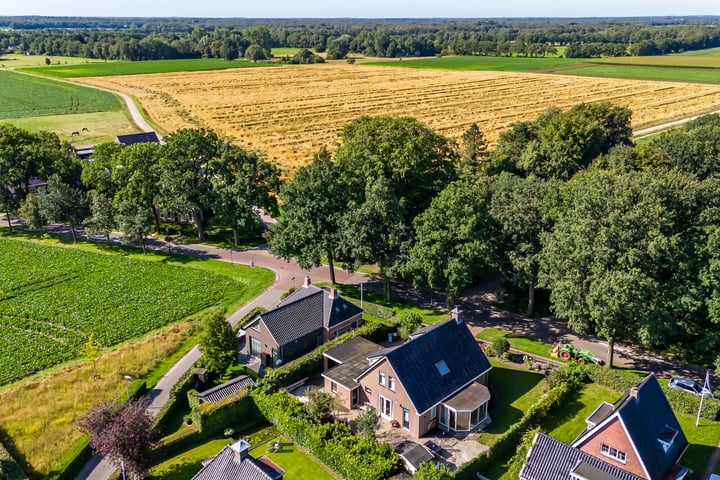 Bekijk foto 55 van Zuidlaarderweg 66