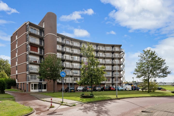 Foto 6 van Veeartsweg 49