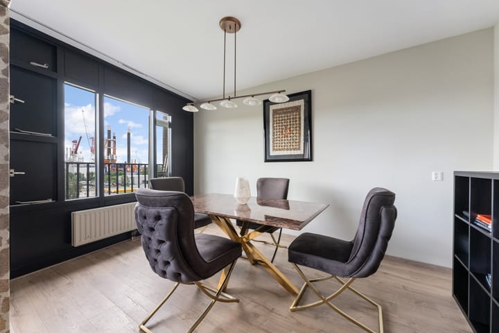 Foto 22 van Veeartsweg 49