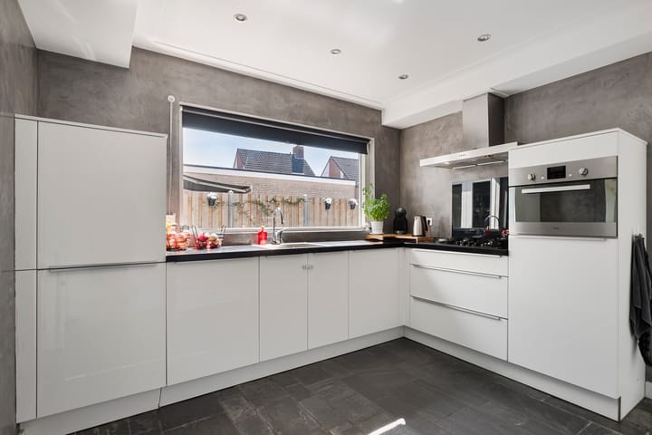 Foto 11 van Bredaseweg 3