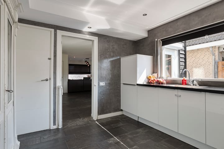 Foto 14 van Bredaseweg 3