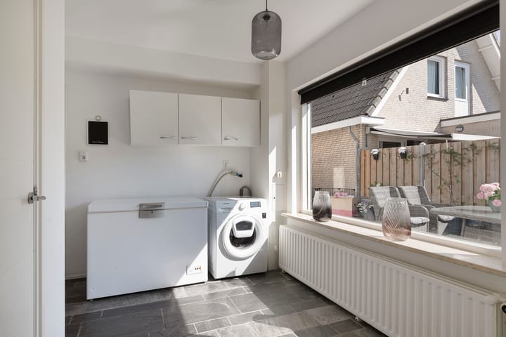 Foto 15 van Bredaseweg 3