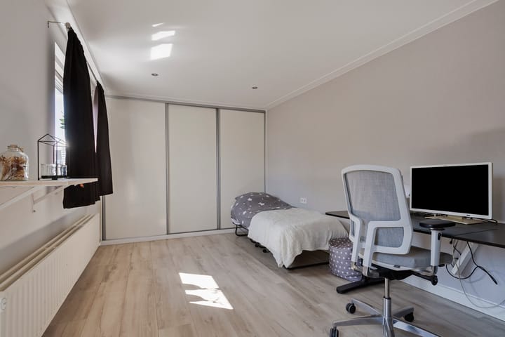 Foto 21 van Bredaseweg 3