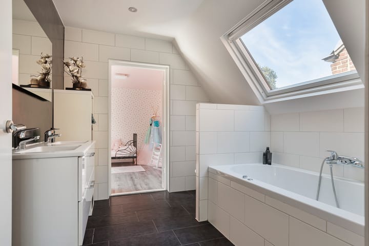 Foto 24 van Bredaseweg 3