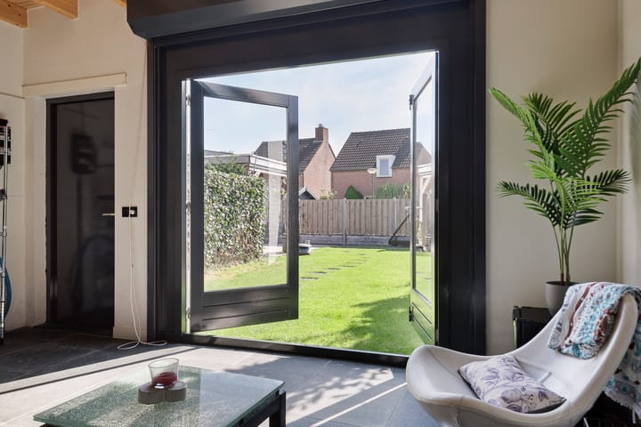 Foto 36 van Bredaseweg 3