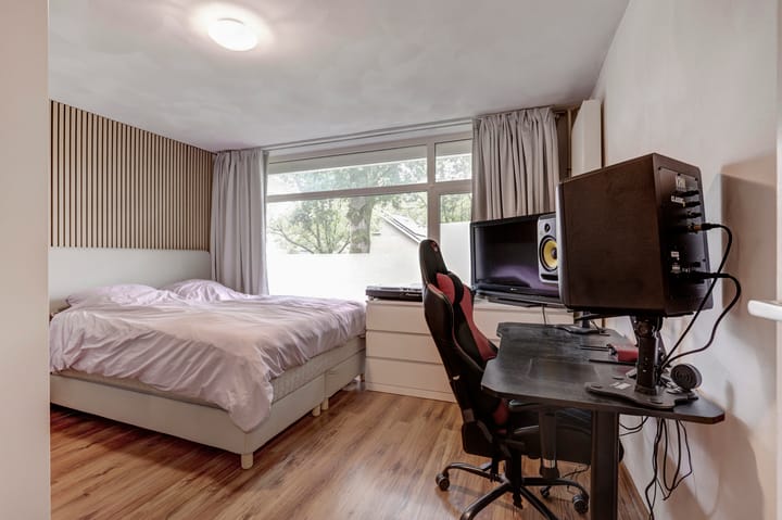 Foto 24 van Liefkenshoek 21