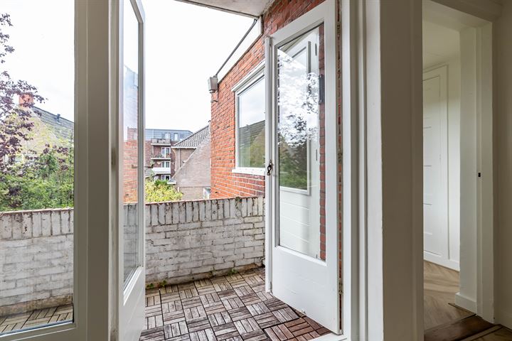 Bekijk foto 25 van Ambonstraat 10-A