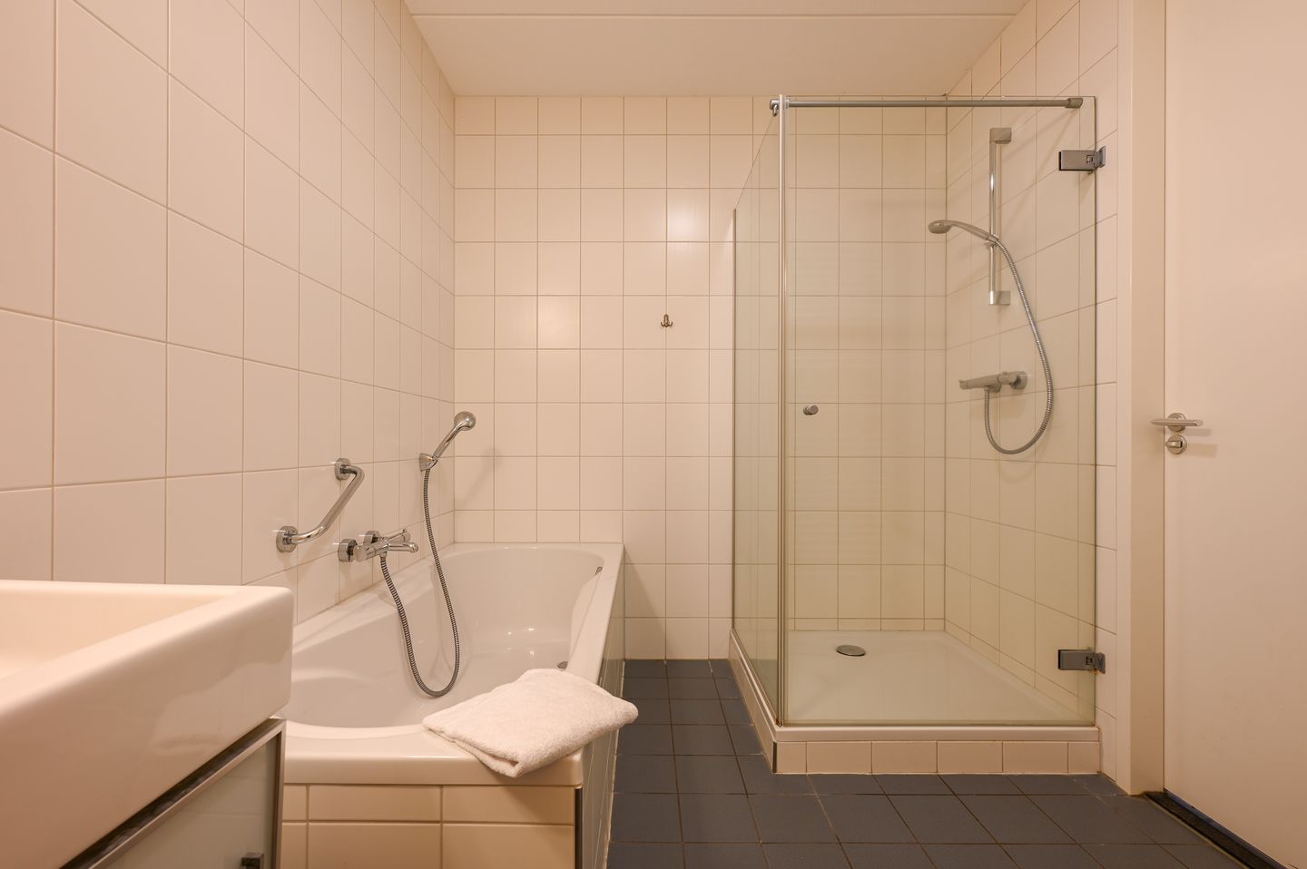 Foto 14 van Europalaan 35-16