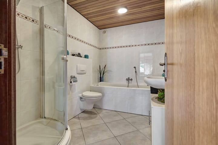 Foto 4 van van Bronckhorststraat 5