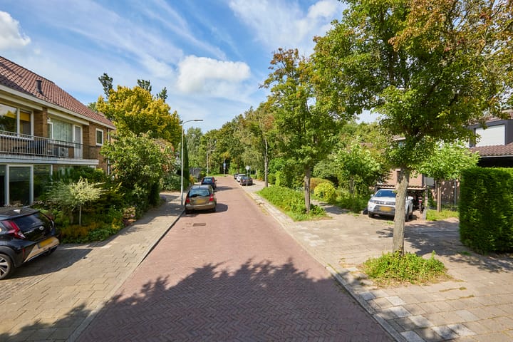 Photo 6 of van Bronckhorststraat 5