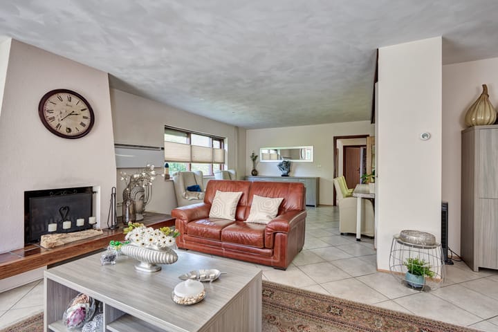 Photo 29 of van Bronckhorststraat 5