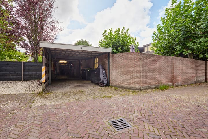 Photo 60 of van Bronckhorststraat 5