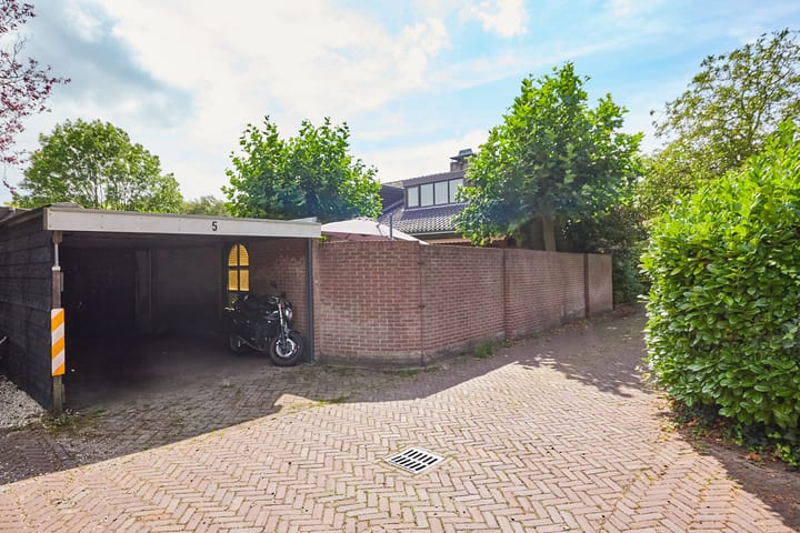 Photo 59 of van Bronckhorststraat 5