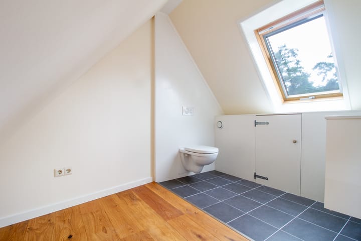 Foto 33 van Zeedistelstraat 9