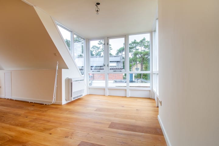 Foto 38 van Zeedistelstraat 9