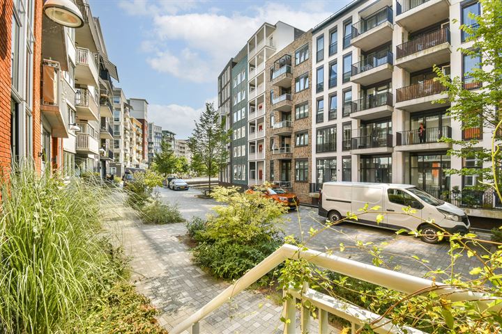 View photo 19 of Piet Mondriaansingel 149