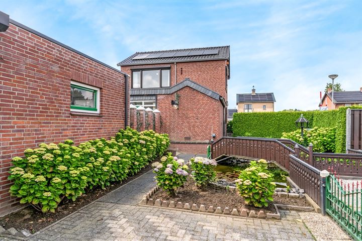 View photo 35 of Heerstraat-Noord 26