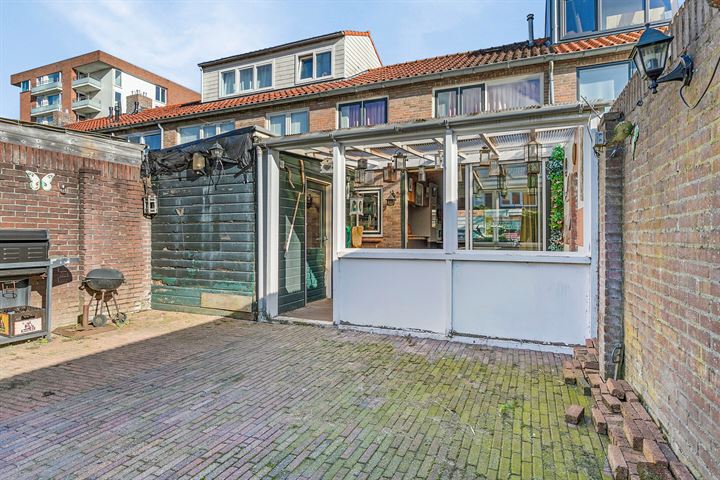 Bekijk foto 20 van Roggeveenstraat 10