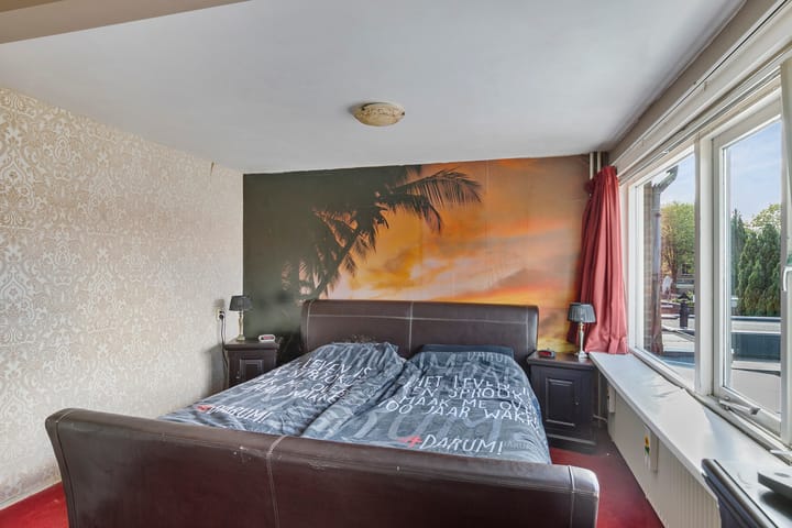 Foto 12 van Roggeveenstraat 10