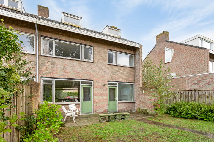 Bekijk foto 34 van Rietveldlaan 9