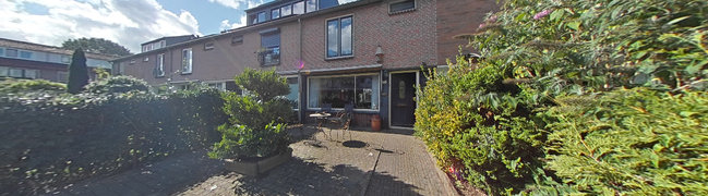 Bekijk 360° foto van voortuin van Roggeveenstraat 10