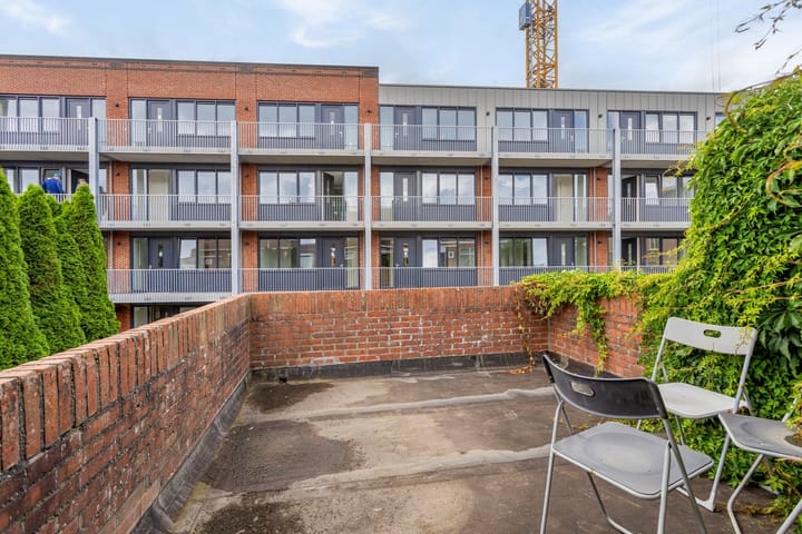 Foto 22 van Helper Westsingel 80-A