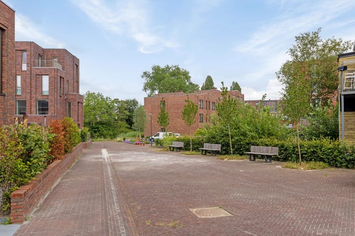 Foto 33 van Helper Westsingel 80-A