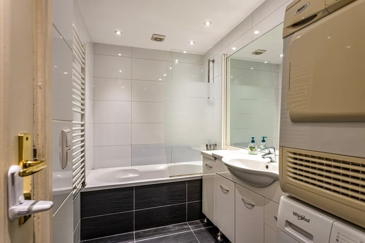 Foto 18 van Mr. F.A. van Hallweg 138