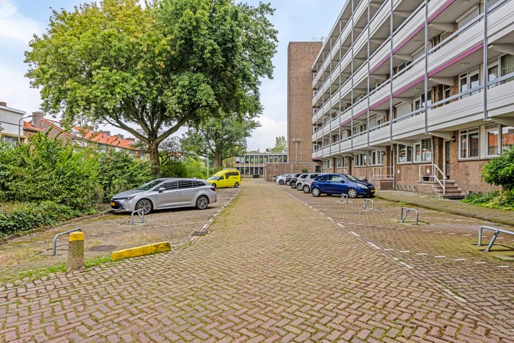 Foto 25 van Mr. F.A. van Hallweg 138