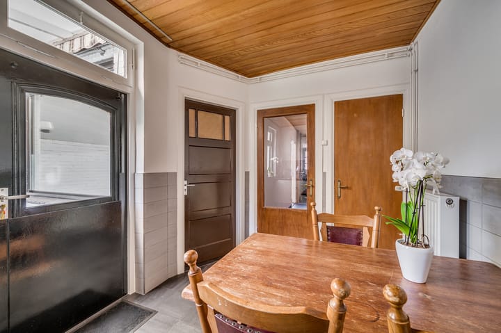 Foto 9 van Krekelveldstraat 8