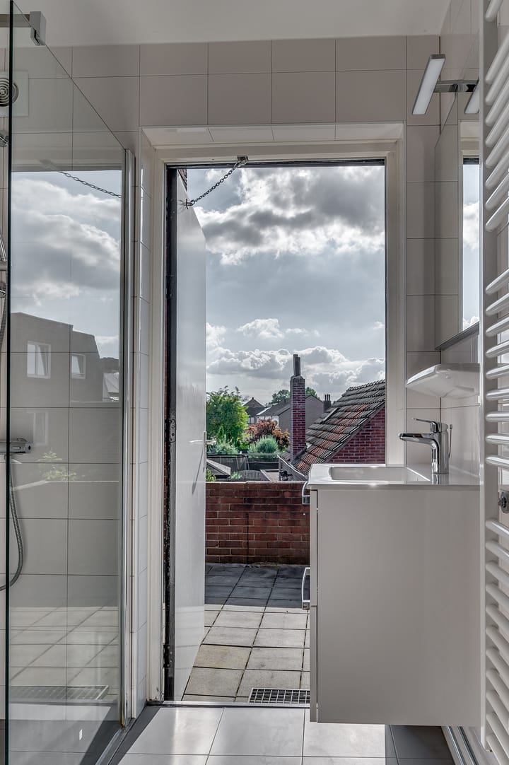 Foto 15 van Krekelveldstraat 8