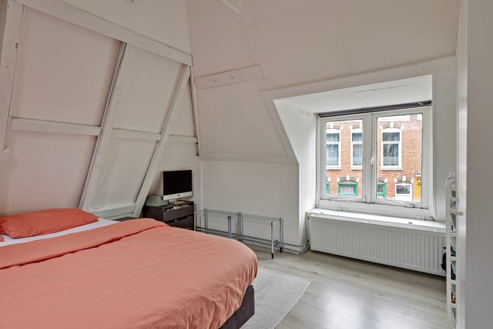 Foto 9 van Eerste Hunzestraat 58