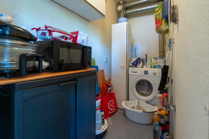 Photo 7 of Jan Vermeerstraat 301