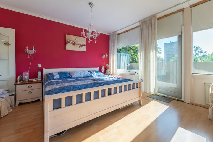 Photo 14 of Jan Vermeerstraat 301