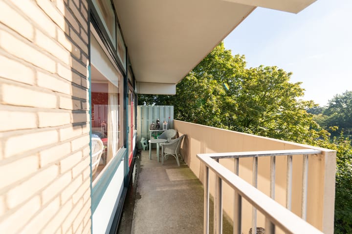 Photo 16 of Jan Vermeerstraat 301