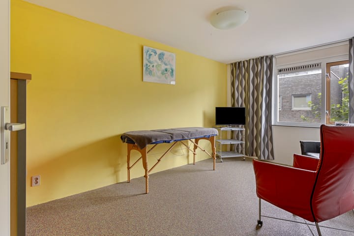 Foto 15 van Mackaystraat 16