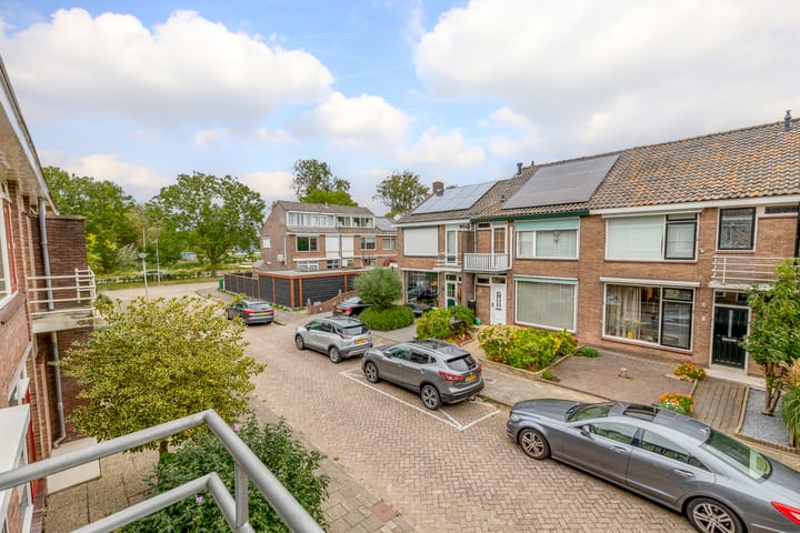 Foto 36 van Dr. de Visserstraat 43