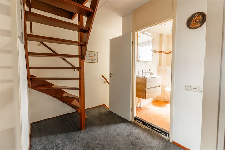 View photo 16 of Cruys Voorberghstraat 88