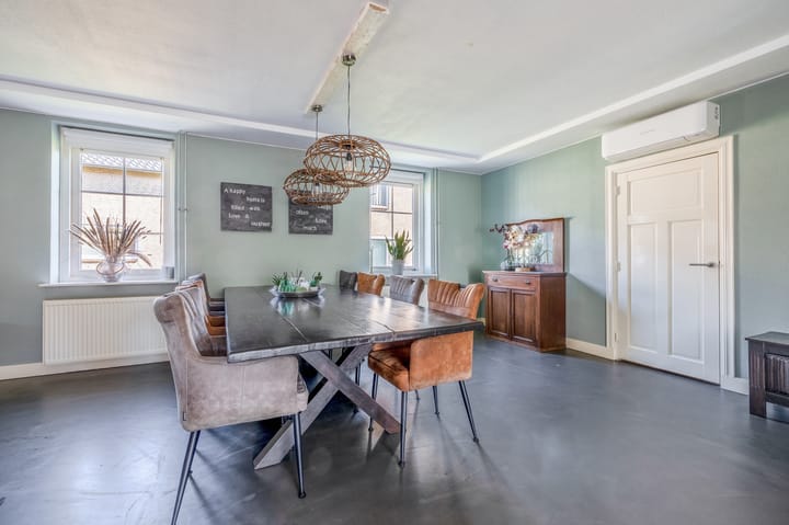 Photo 9 of Florastraat 35