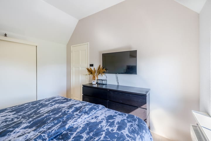 Photo 52 of Florastraat 35