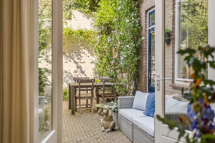 Bekijk foto 38 van St. Janskerkstraat 17